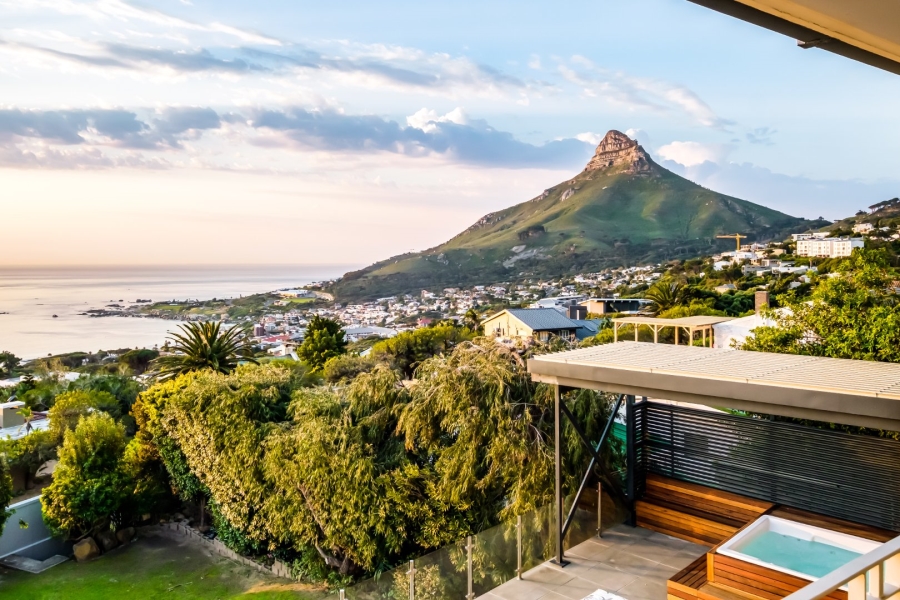 7 Bedroom Property for Sale in Camps Bay Western Cape